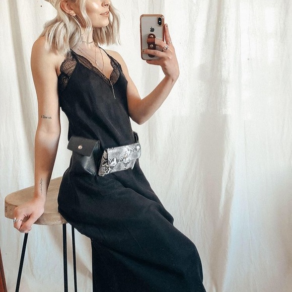 Lovestich Black Maxi Dress - Picture 2 of 8